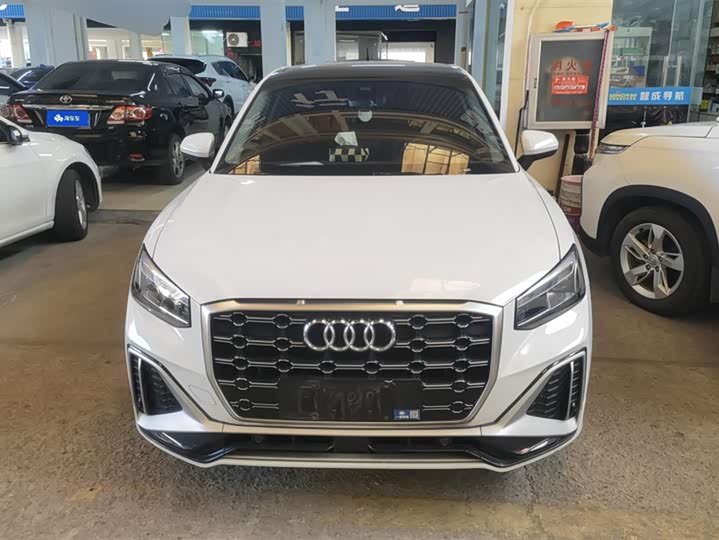 Фото 2 - Audi Q2L