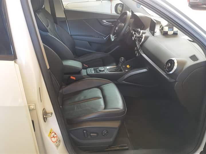 Фото 8 - Audi Q2L