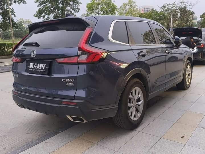 Фото 9 - Honda CR-V