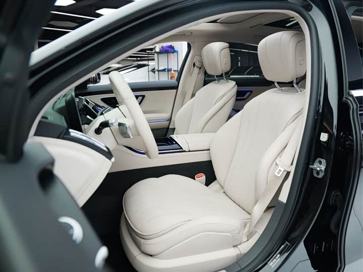 Фото 8 - Mercedes-Benz S-Class