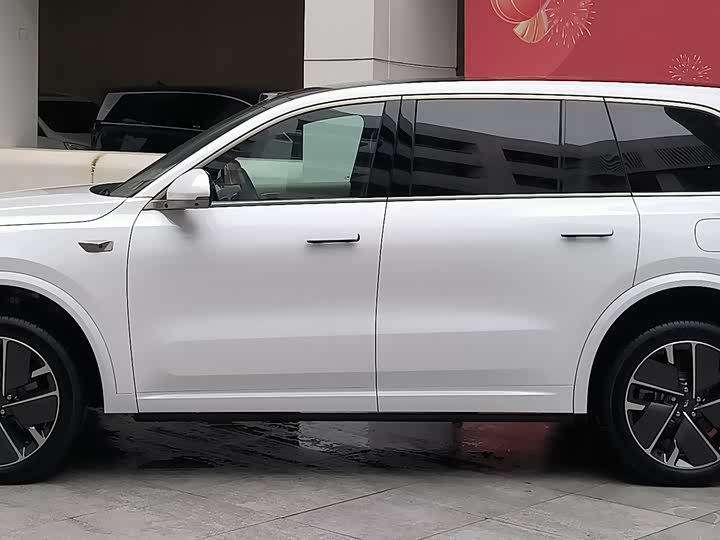 Фото 4 - LiXiang L9