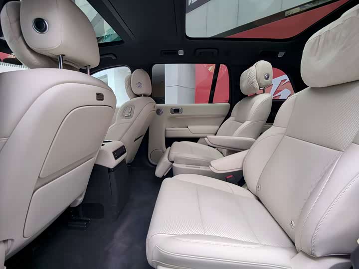 Фото 6 - LiXiang L9