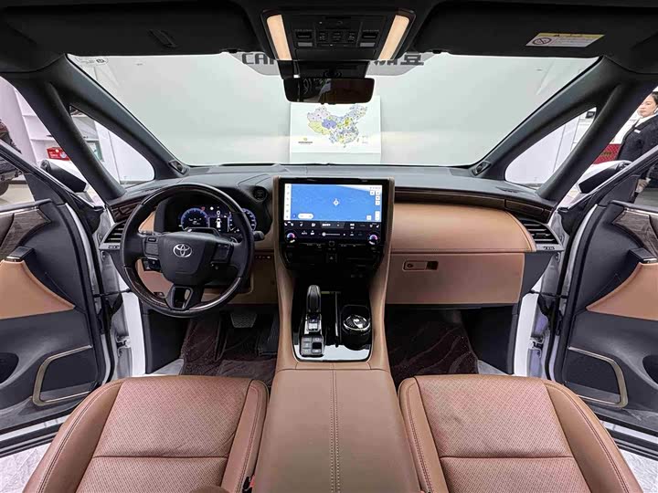 Фото 8 - Toyota Alphard