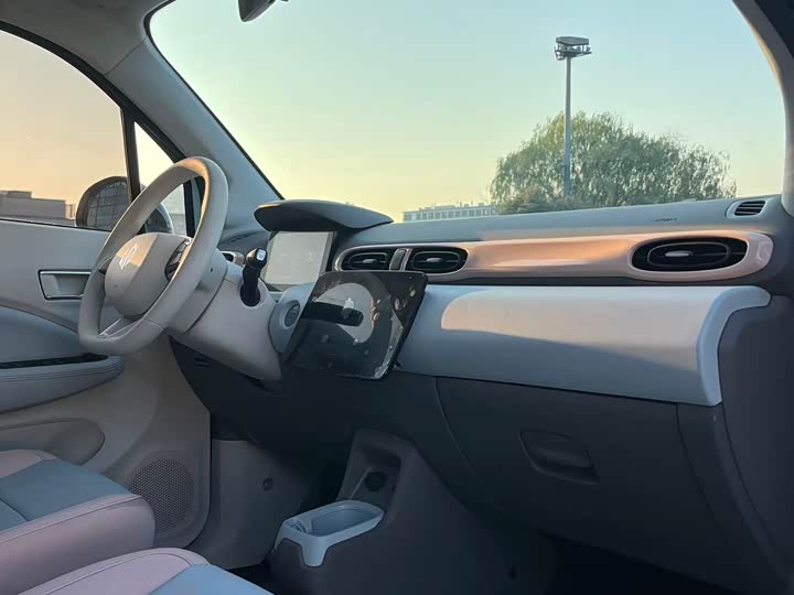 Фото 8 - Leapmotor T03