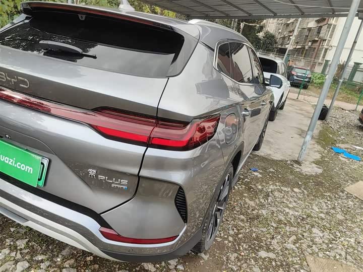 Фото 8 - BYD Song Plus Hybrid/EV