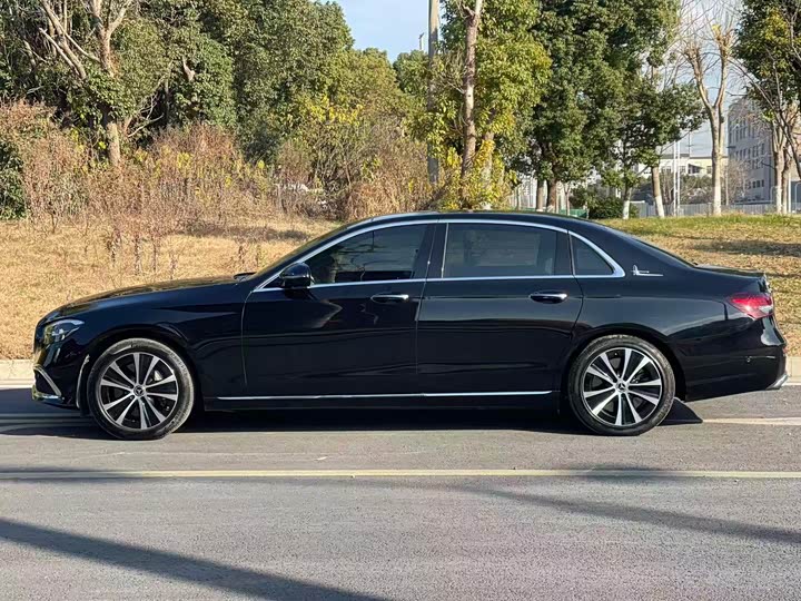 Фото 7 - Mercedes-Benz E-Class Hybrid