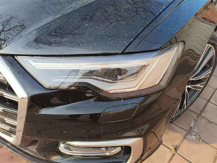 Фото 5 - Audi A6L