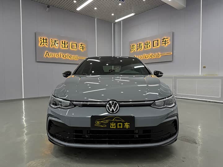 Фото 1 - Volkswagen Golf