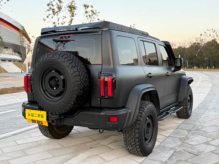 Фото 6 - Tank 300