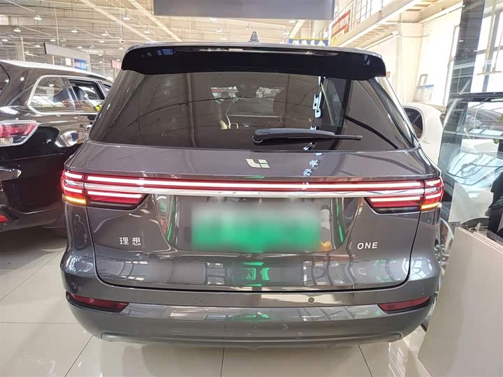 Фото 6 - LiXiang One