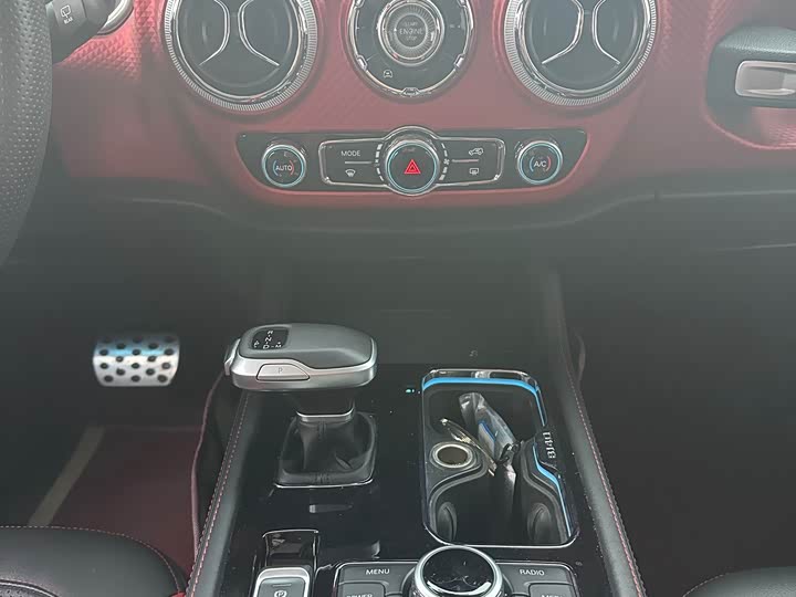 Фото 9 - BAIC Beijing BJ40