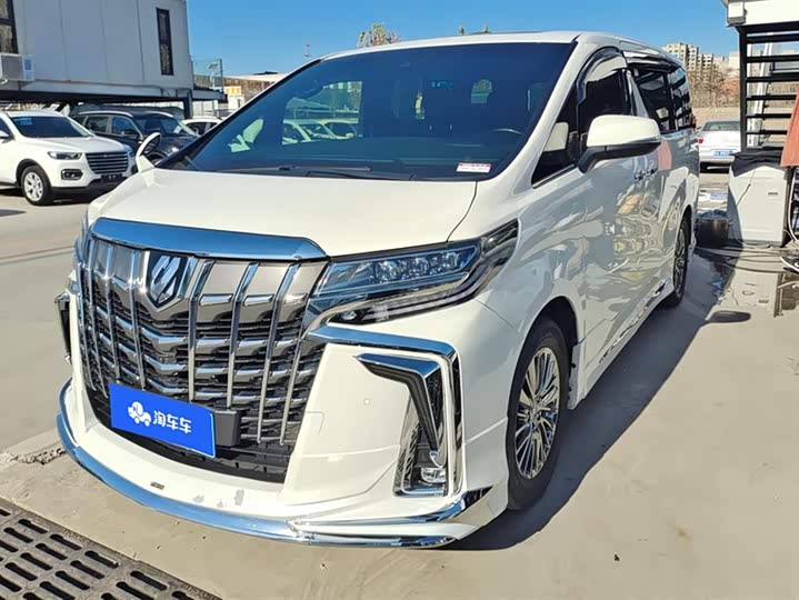 Фото 1 - Toyota Vellfire