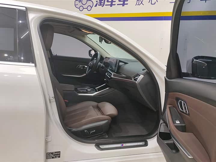 Фото 8 - BMW 3 Series