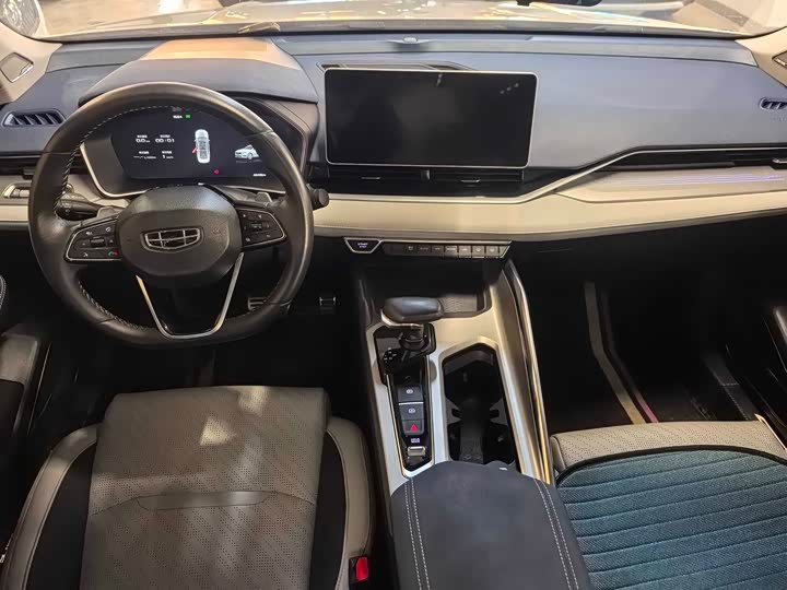 Фото 5 - Geely Preface