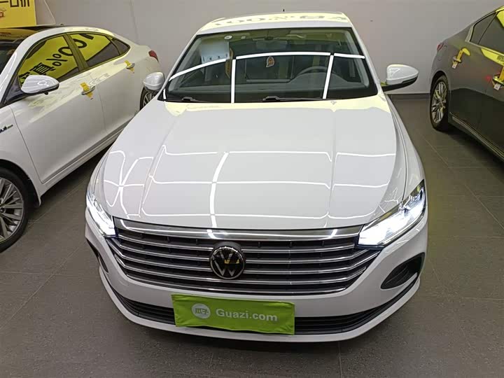 Фото 3 - Volkswagen Lavida