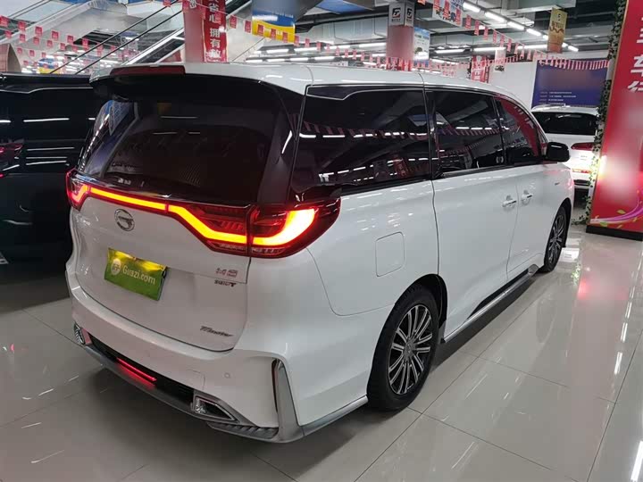 Фото 7 - GAC Trumpchi M8