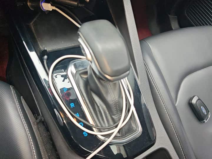 Фото 7 - Ford Escort