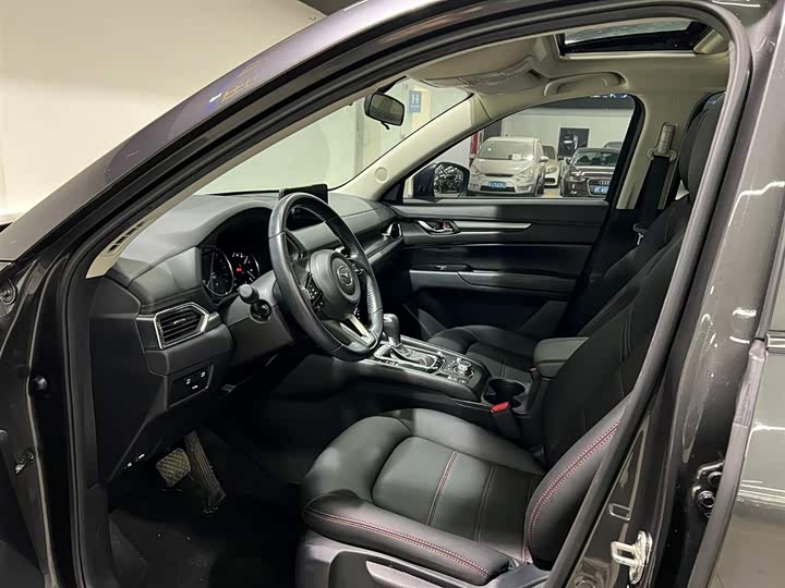 Фото 8 - Mazda CX-5