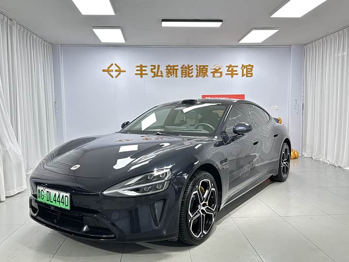 Фото 1 - Xiaomi SU7