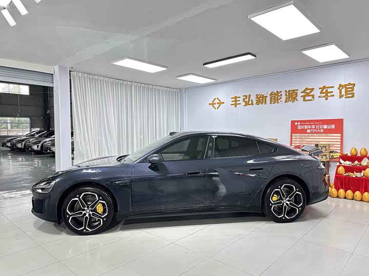 Фото 2 - Xiaomi SU7