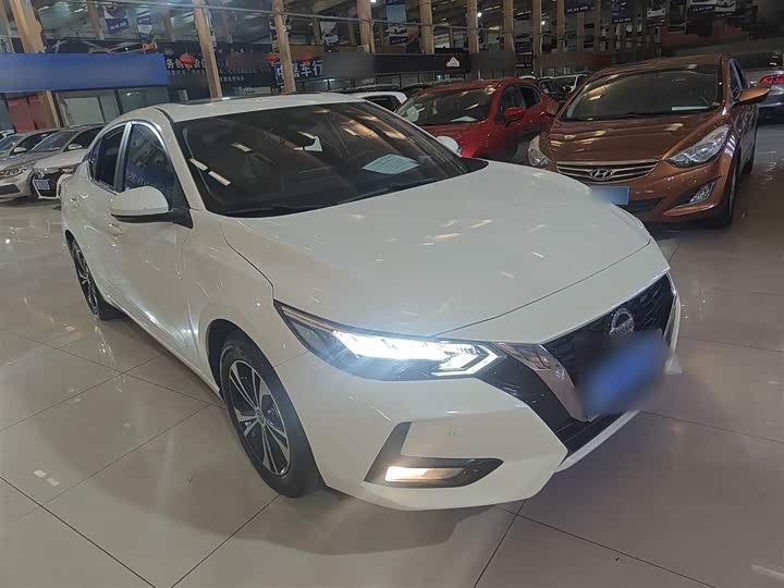 Фото 4 - Nissan Sylphy