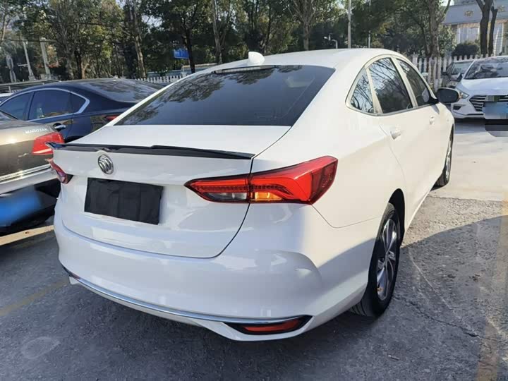 Фото 7 - Buick Verano