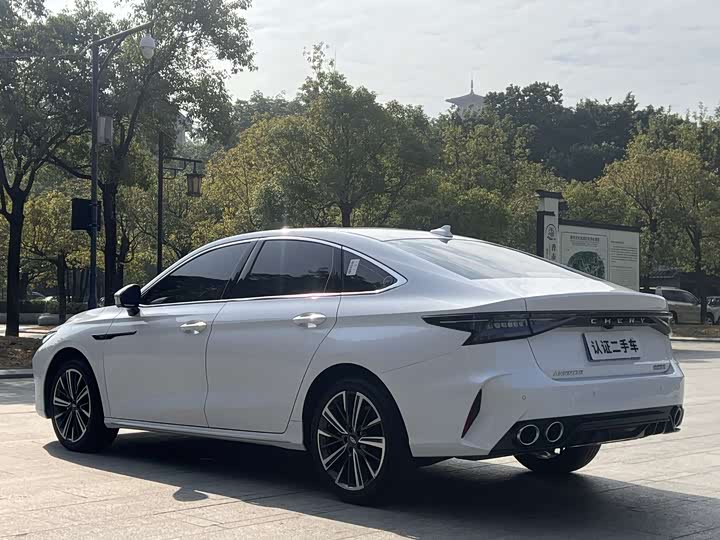 Фото 9 - Chery Arrizo 8