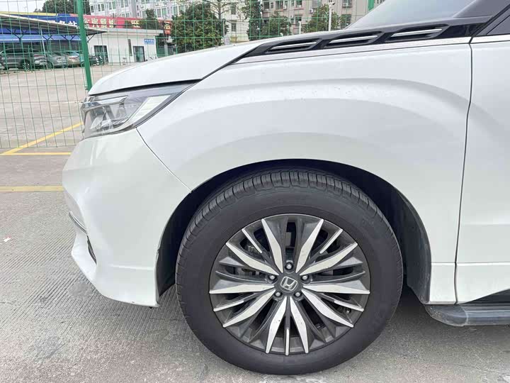 Фото 5 - Honda Avancier