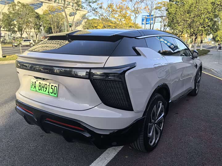 Фото 7 - HiPhi X