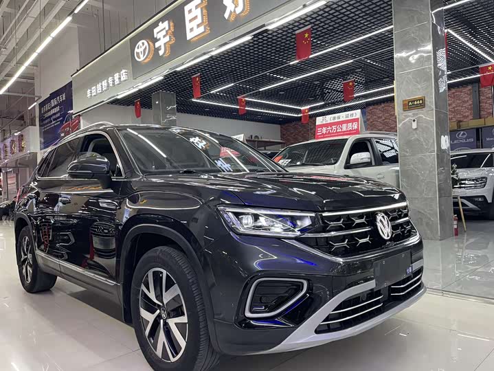 Фото 3 - Volkswagen Tayron