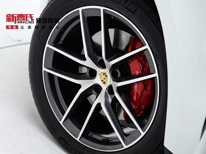 Фото 5 - Porsche Macan