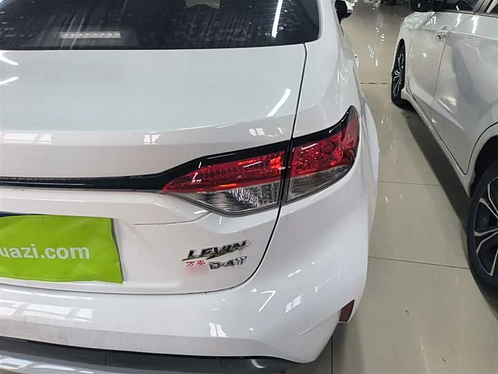 Фото 8 - Toyota Levin