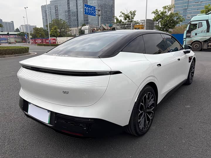 Фото 7 - Zeekr 007