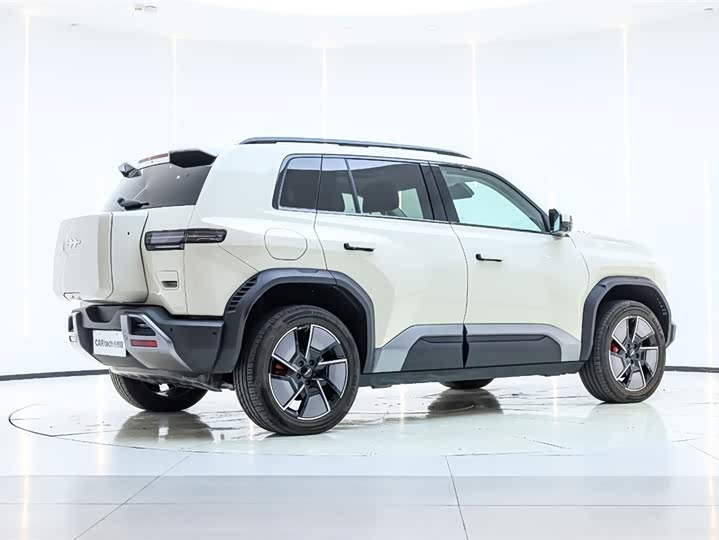 Фото 3 - BYD FangChengBao Titanium 3 (Tai 3)