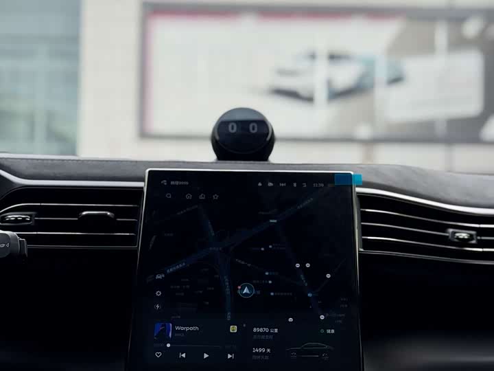 Фото 4 - Nio EC6