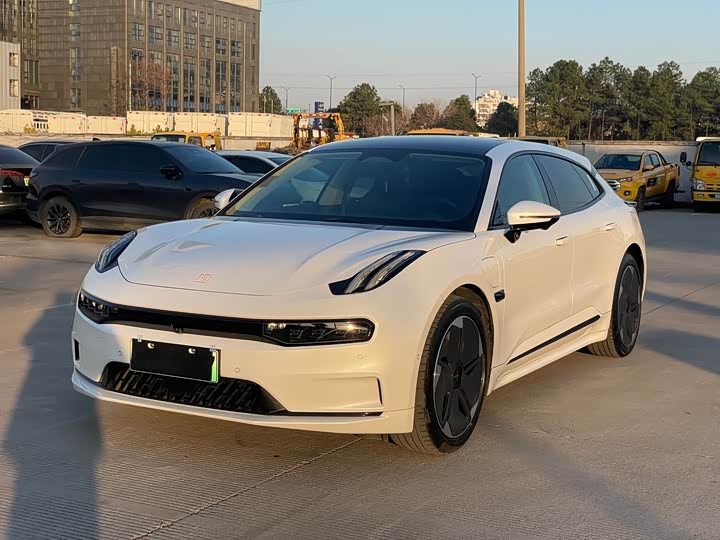 Фото 1 - Zeekr 001