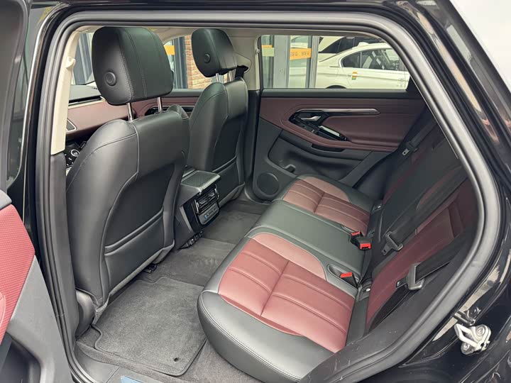 Фото 9 - Land Rover Range Rover Evoque L