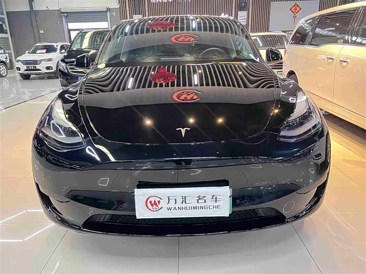 Фото 4 - Tesla Model Y