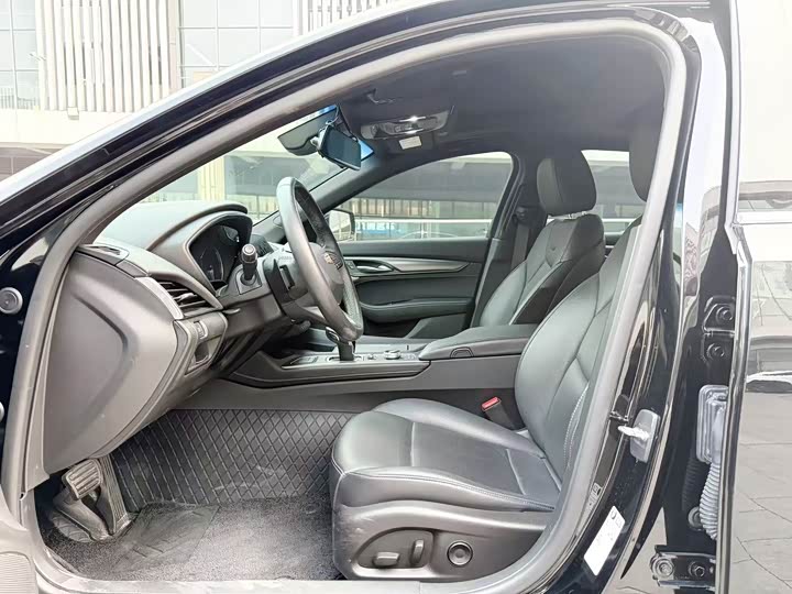 Фото 7 - Cadillac CT5