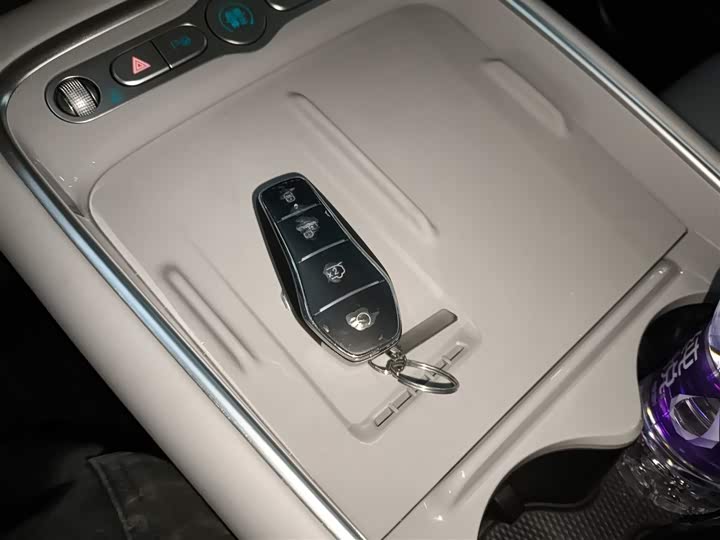 Фото 9 - BYD Sea Lion 05 EV