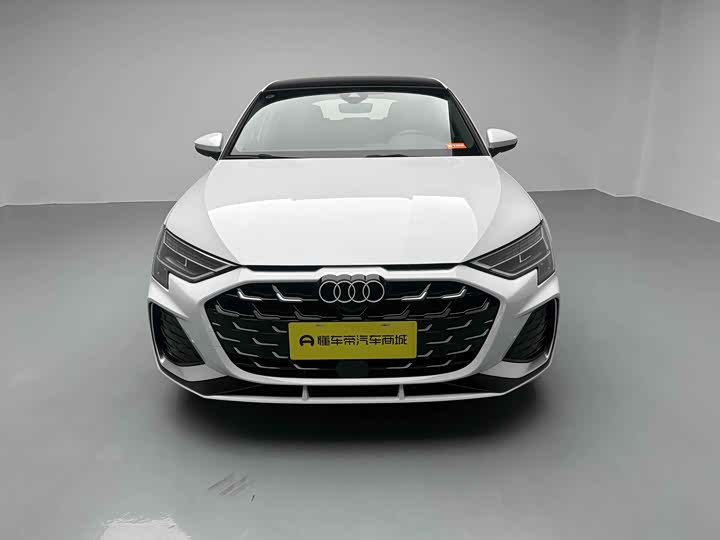 Фото 4 - Audi A3