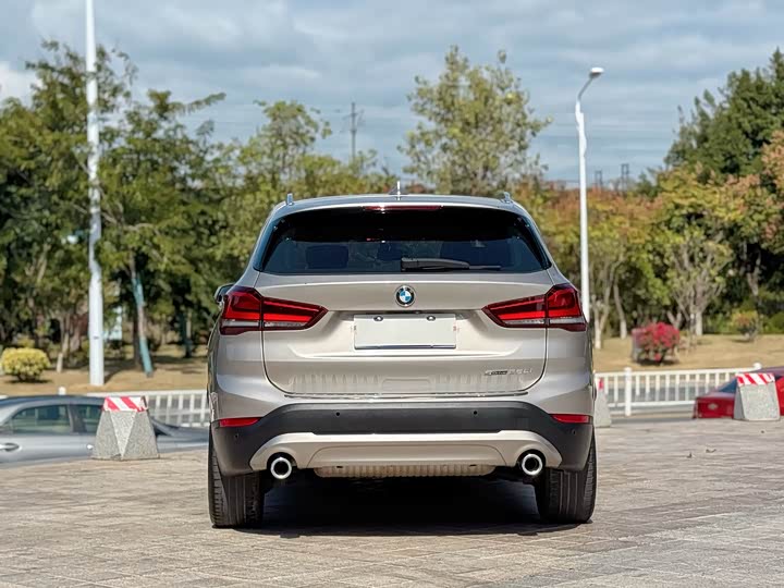 Фото 5 - BMW X1