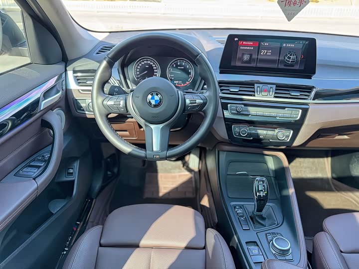 Фото 9 - BMW X1