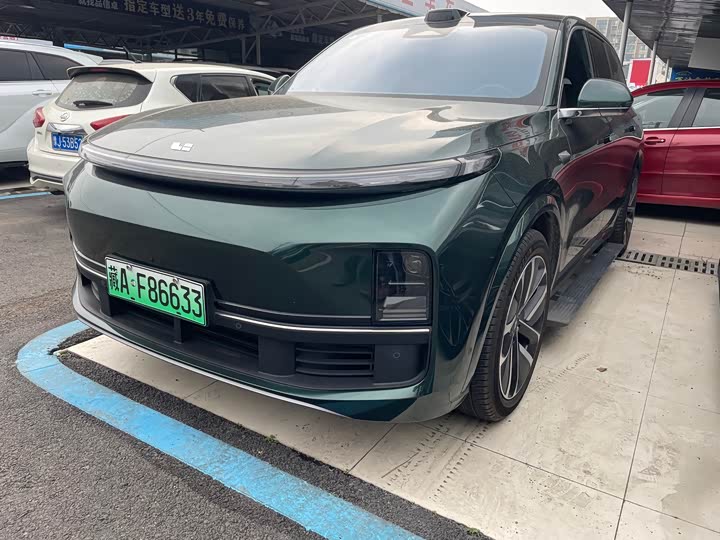 Фото 1 - LiXiang L9