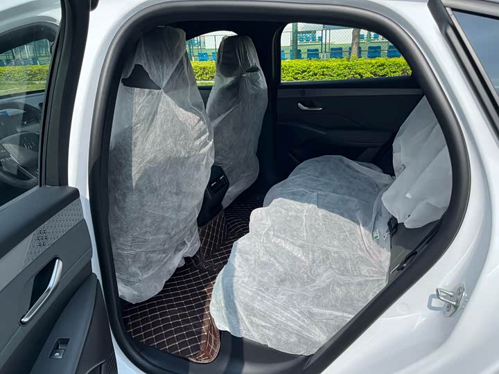 Фото 9 - BYD Qin Plus