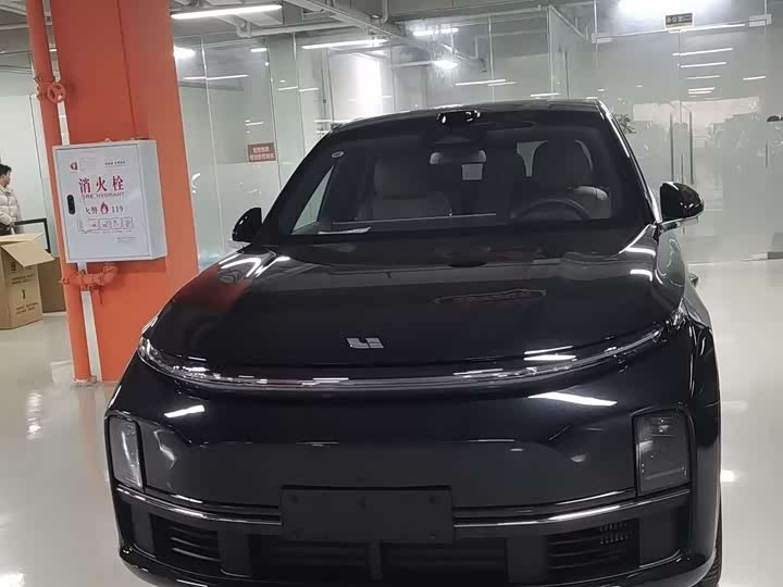 Фото 2 - LiXiang L7