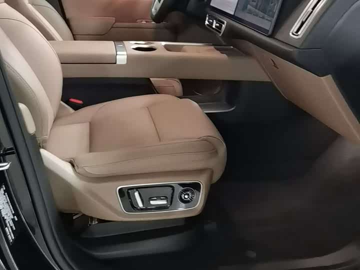 Фото 6 - LiXiang L7