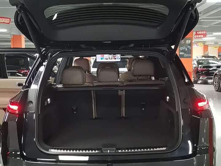 Фото 7 - LiXiang L7