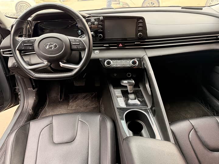 Фото 7 - Hyundai Elantra N line