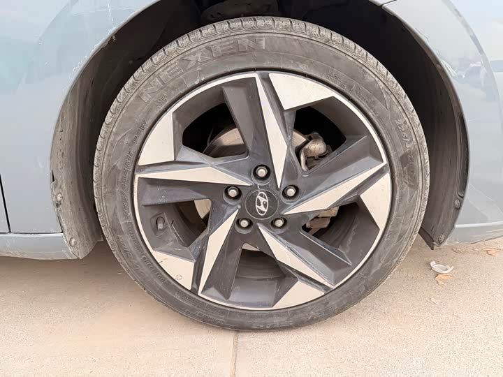 Фото 9 - Hyundai Elantra N line